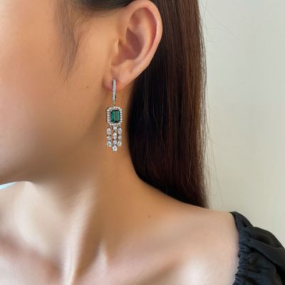 हरी रत्न घन Zirconia शादी के लिए लंबे ड्रॉप झुमके