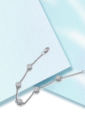 चमकदार उच्च 925 स्टर्लिंग सिल्वर Moissanite हीरा कंगन महिलाओं