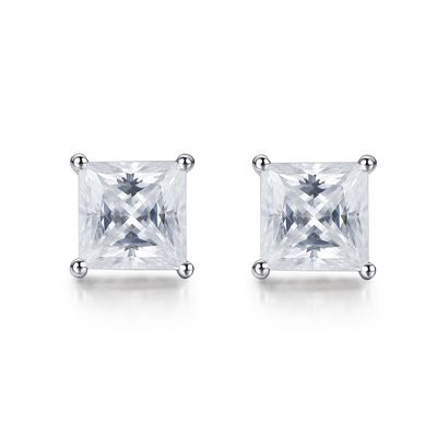जन्मदिन के उपहार के लिए क्यूबिक 18K सोने Moissanite डायमंड स्टड झुमके