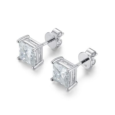 जन्मदिन के उपहार के लिए क्यूबिक 18K सोने Moissanite डायमंड स्टड झुमके