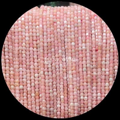 DIY आभूषण के लिए रंगीन मिनी घन रत्न मोती गुलाबी ओपल और हरे रंग के एगेट स्ट्रैंड्स