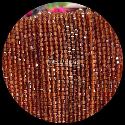 DIY आभूषण के लिए रंगीन मिनी घन रत्न मोती गुलाबी ओपल और हरे रंग के एगेट स्ट्रैंड्स